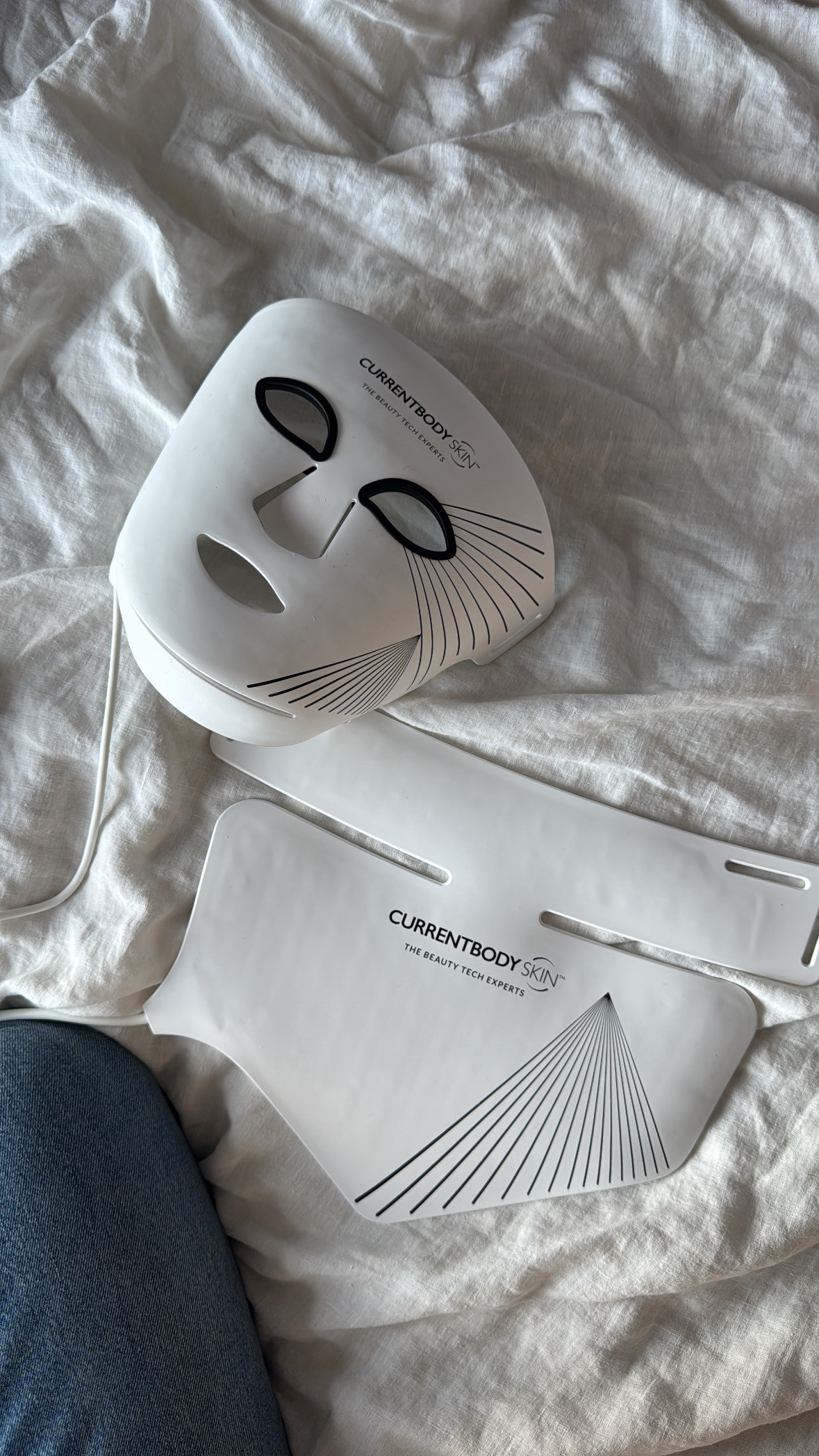 The holidays usually come with late nights and colder weather, so I reach for anything that helps my skin bounce back. 

This LED mask has been such a game changer. It feels like a spa treatment at home—and would make a beautiful, long-lasting gift for someone special. 

 #LTKGiftGuide #LTKHoliday #LTKBeauty