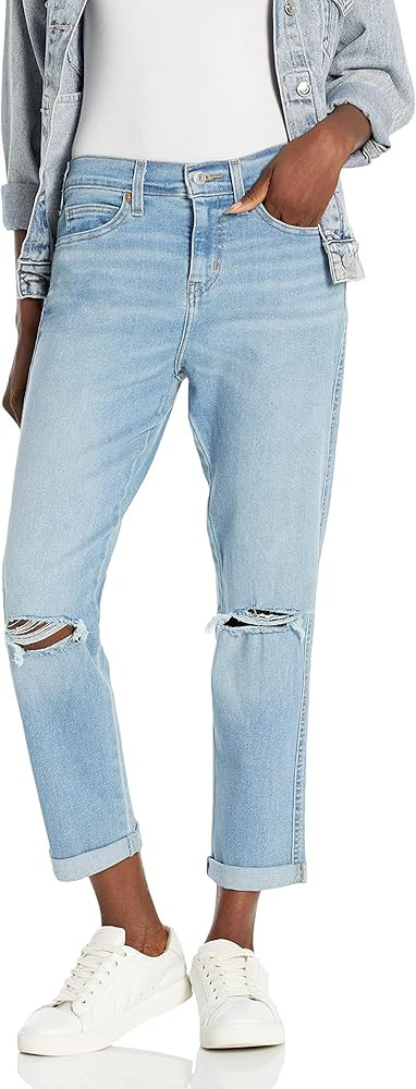 Signature by Levi Strauss & Co. Gold Label Women's Mid Rise Slim Boyfriend Jeans (Standard and Pl... | Amazon (US)