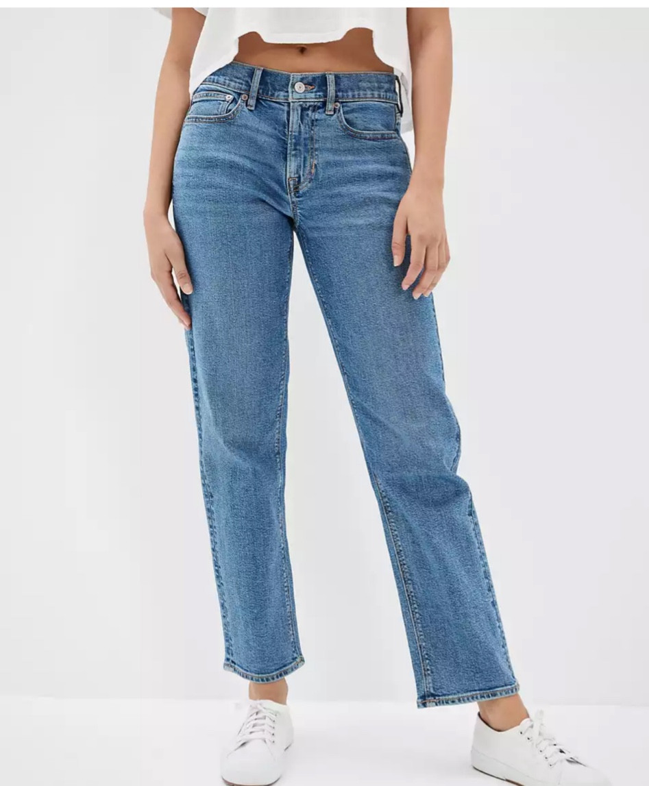 These jeans are on sale for $19.50!!! What an Amazon spring deal! 

#LTKSale #LTKsalealert #LTKunder50