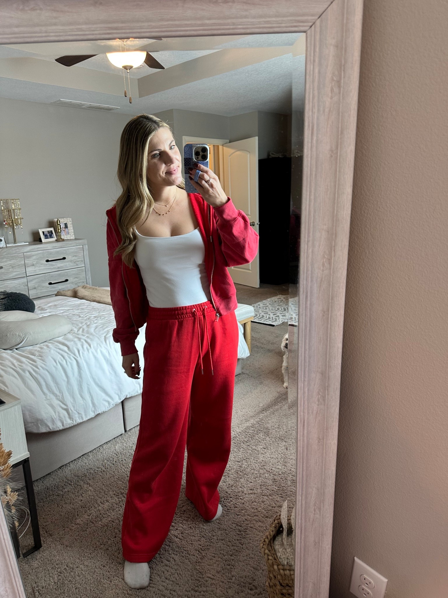 My entire Abercrombie outfit is on major sale right now!  Use code GIFTSFORYOU for an extra 20% off in the app!  Everything is true to size & im wearing a small short in the sweatpants & im 5’4”
Abercrombie sale
Abercrombie loungewear 
Abercrombie discount code 
Travel outfit 