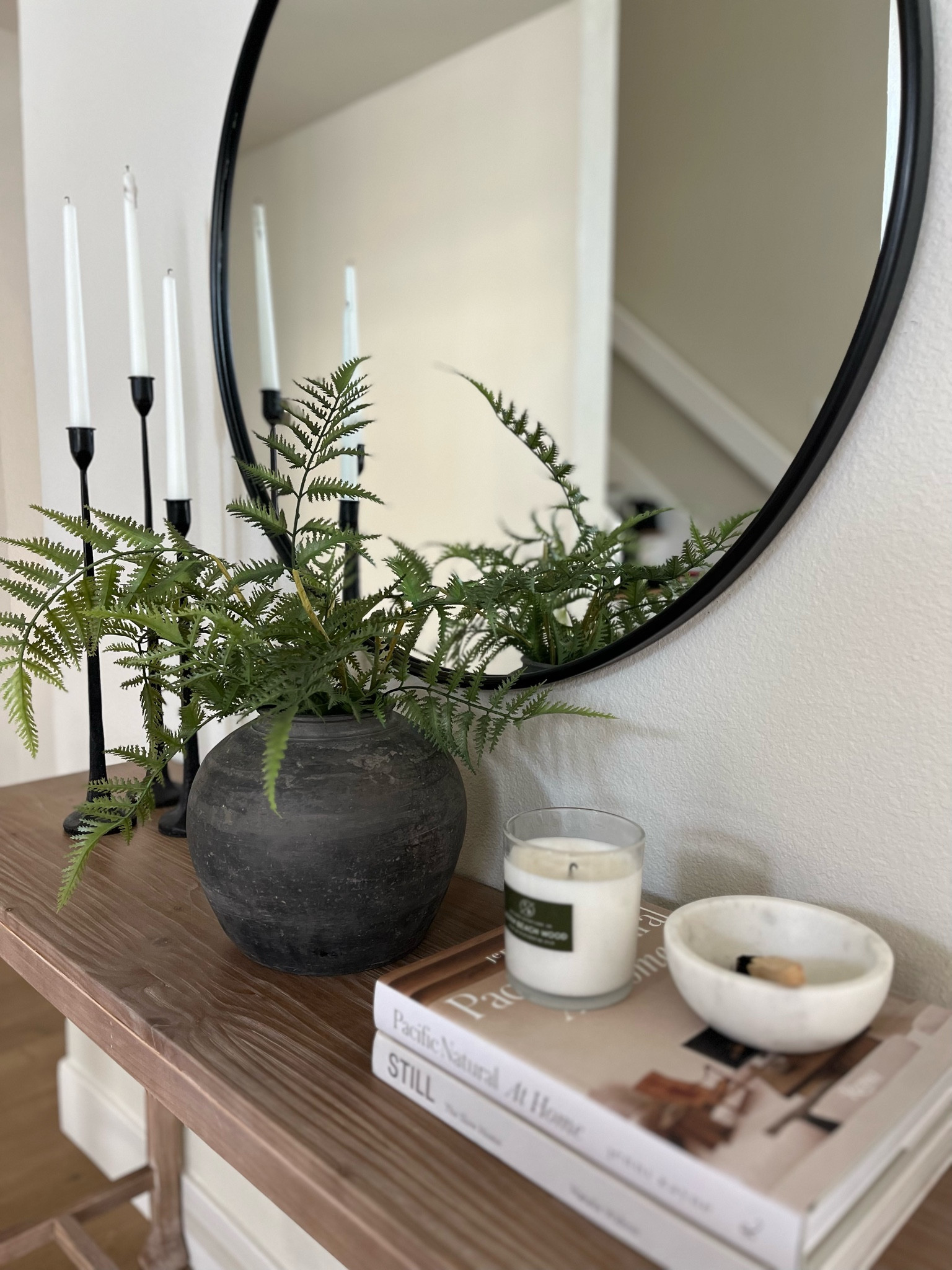 Console table styling 

#LTKunder100 #LTKhome #LTKstyletip