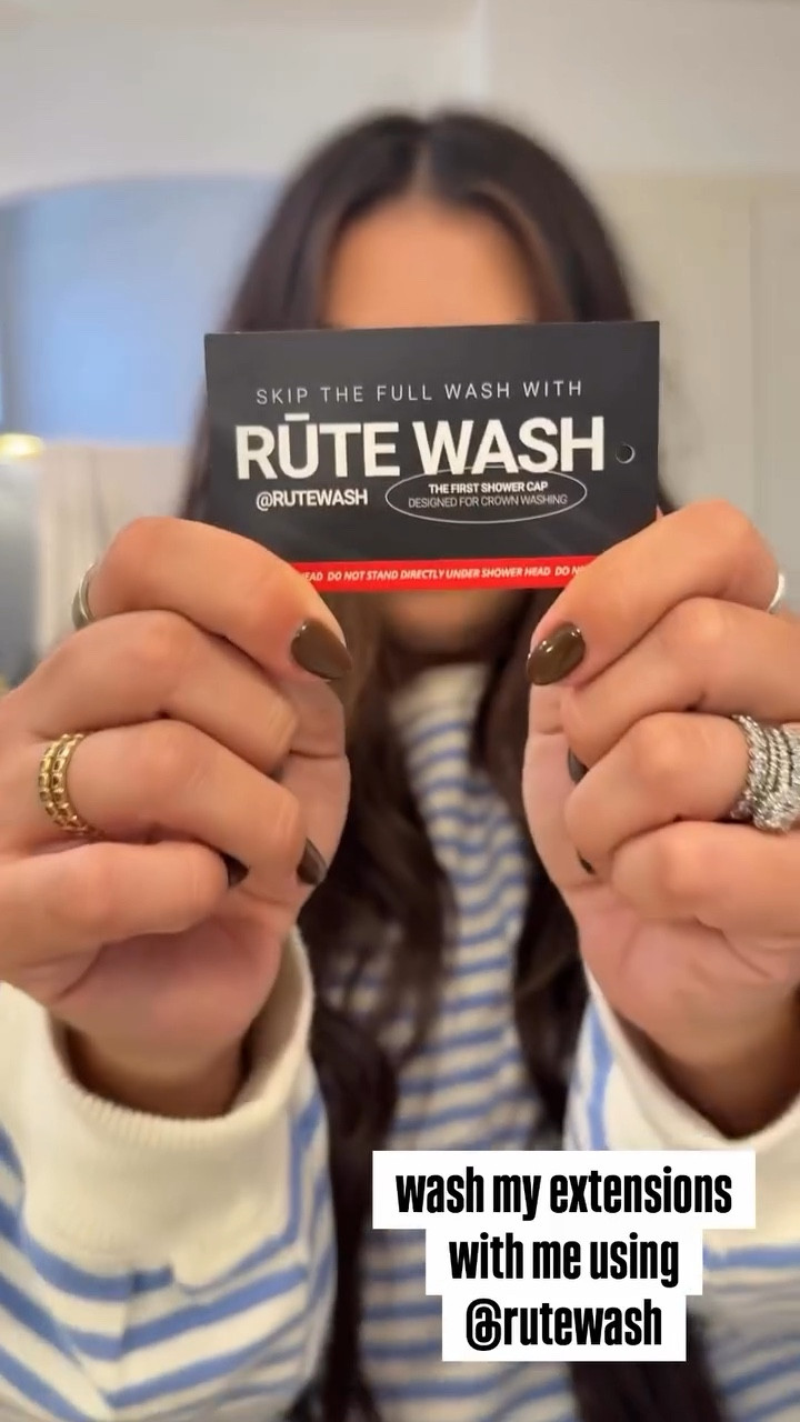 buckle up besties - long video but worth the watch to learn how to top wash using @rutewash 🖤 

@rutewash 
@rutewash 
@rutewash