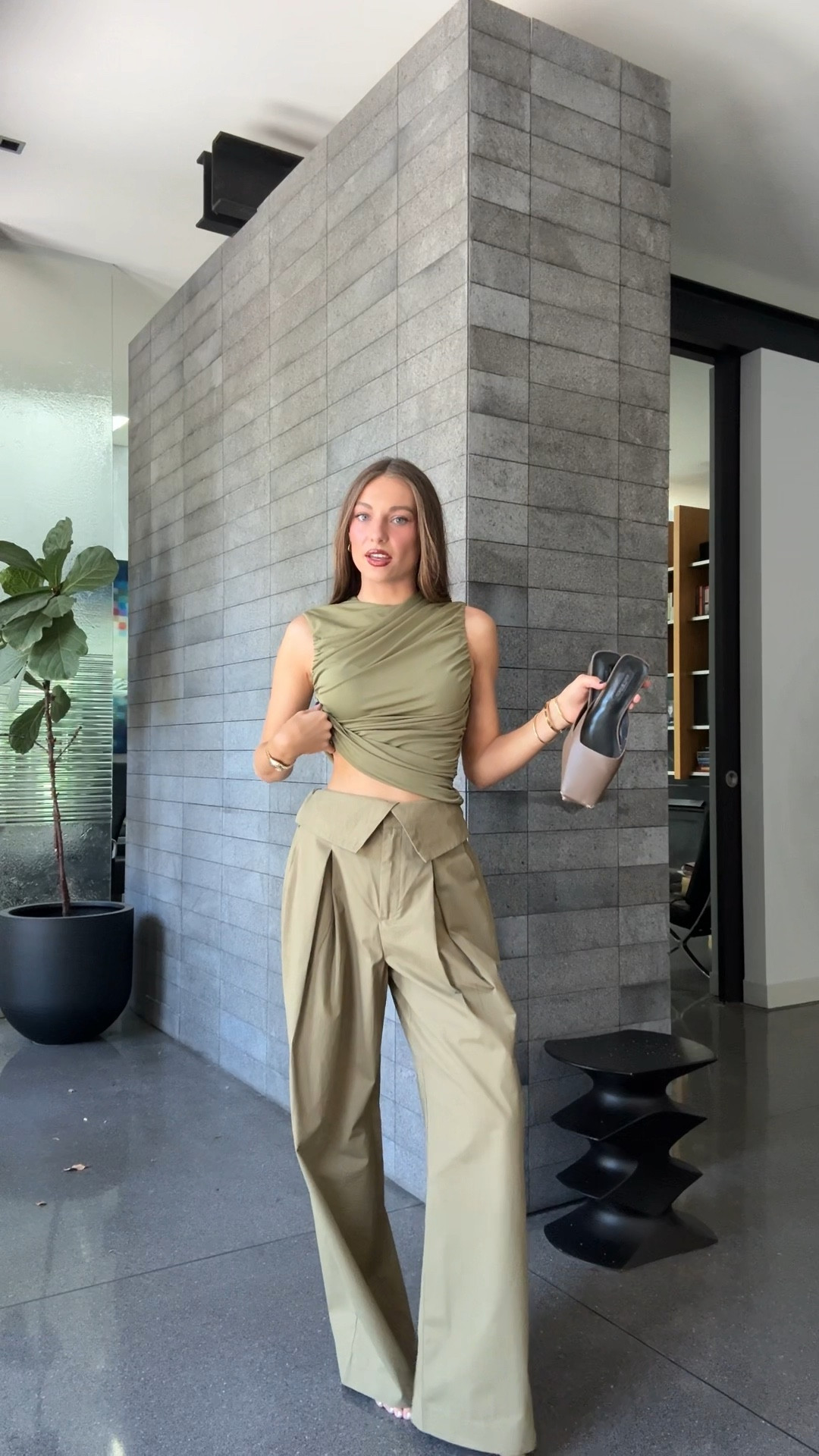 Cool girl corporate fit #officeoutfit #workwardobe #ootd 