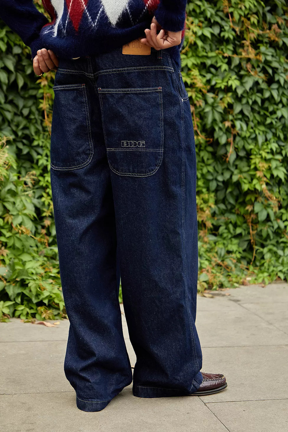 BDG - Jean Neo style skate indigo délavé | Urban Outfitters FR