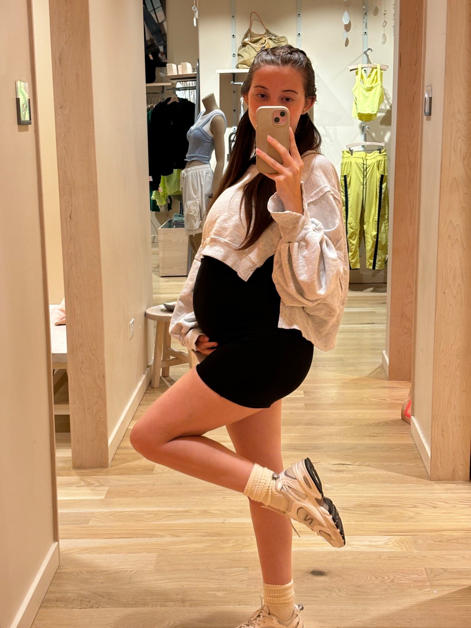 pregnant toddler mom ootd!
