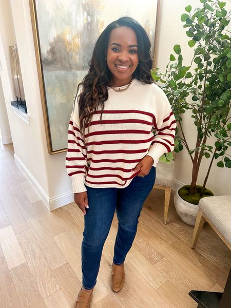 Madewell is having 25% off sale for insiders + an extra 15% off when you use the code: Justforyou! 
Sweater: Regularly $110 Currently $71
Shoes: Regularly $138 Currently: $88

#LTKSeasonal #LTKsalealert #LTKfindsunder100