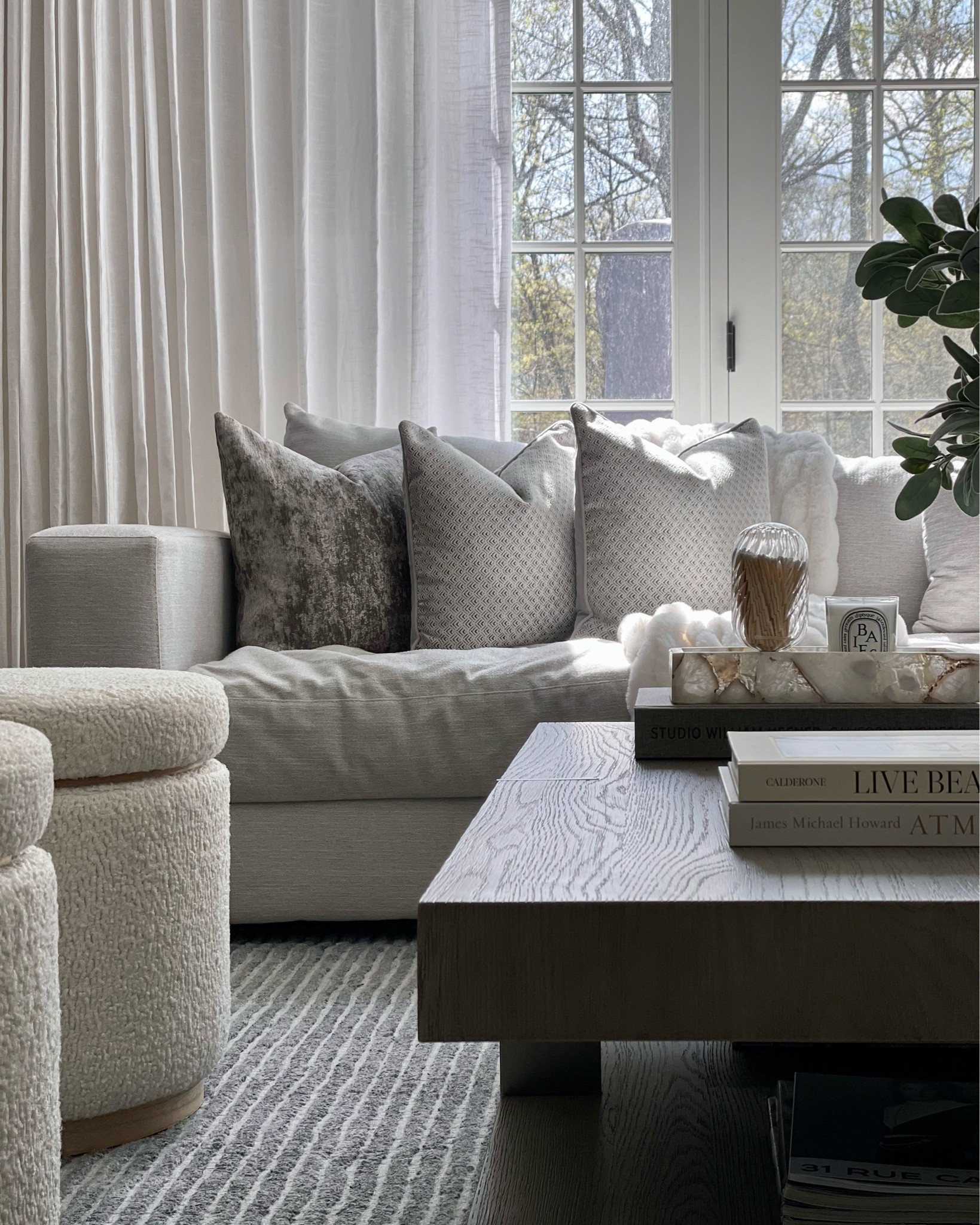 Shop my family room

#LTKfamily #LTKFind #LTKhome