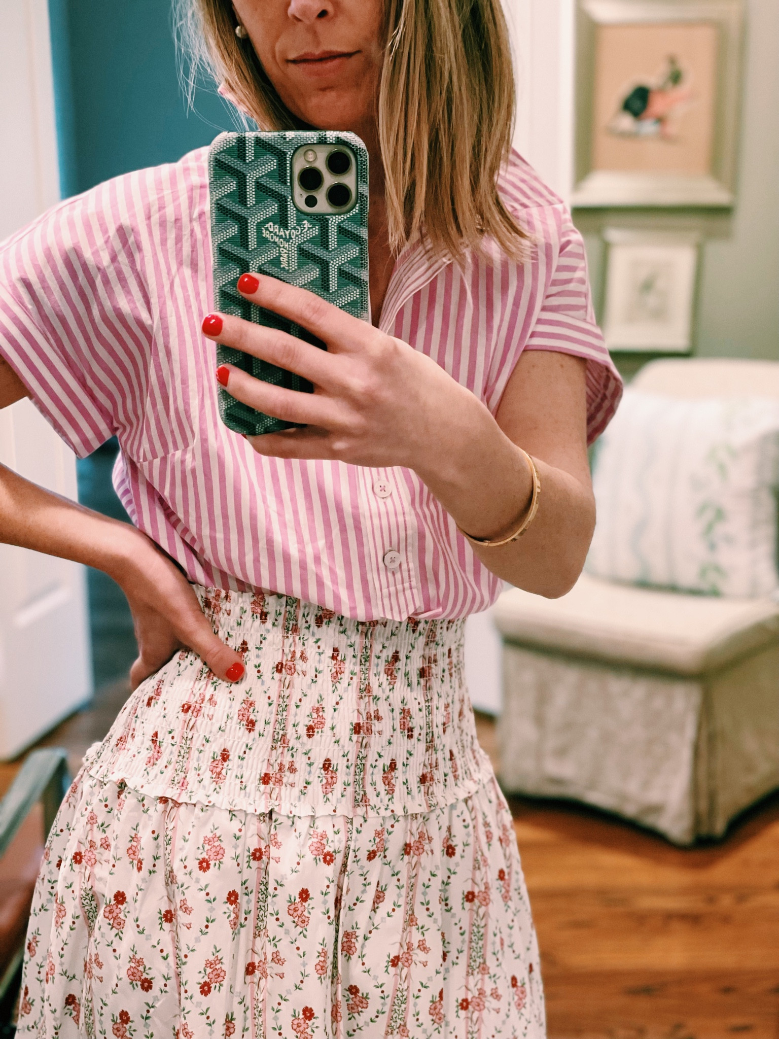 Dinner out with girlfriends 👯‍♀️ 

#LTKSeasonal #LTKstyletip #LTKunder100