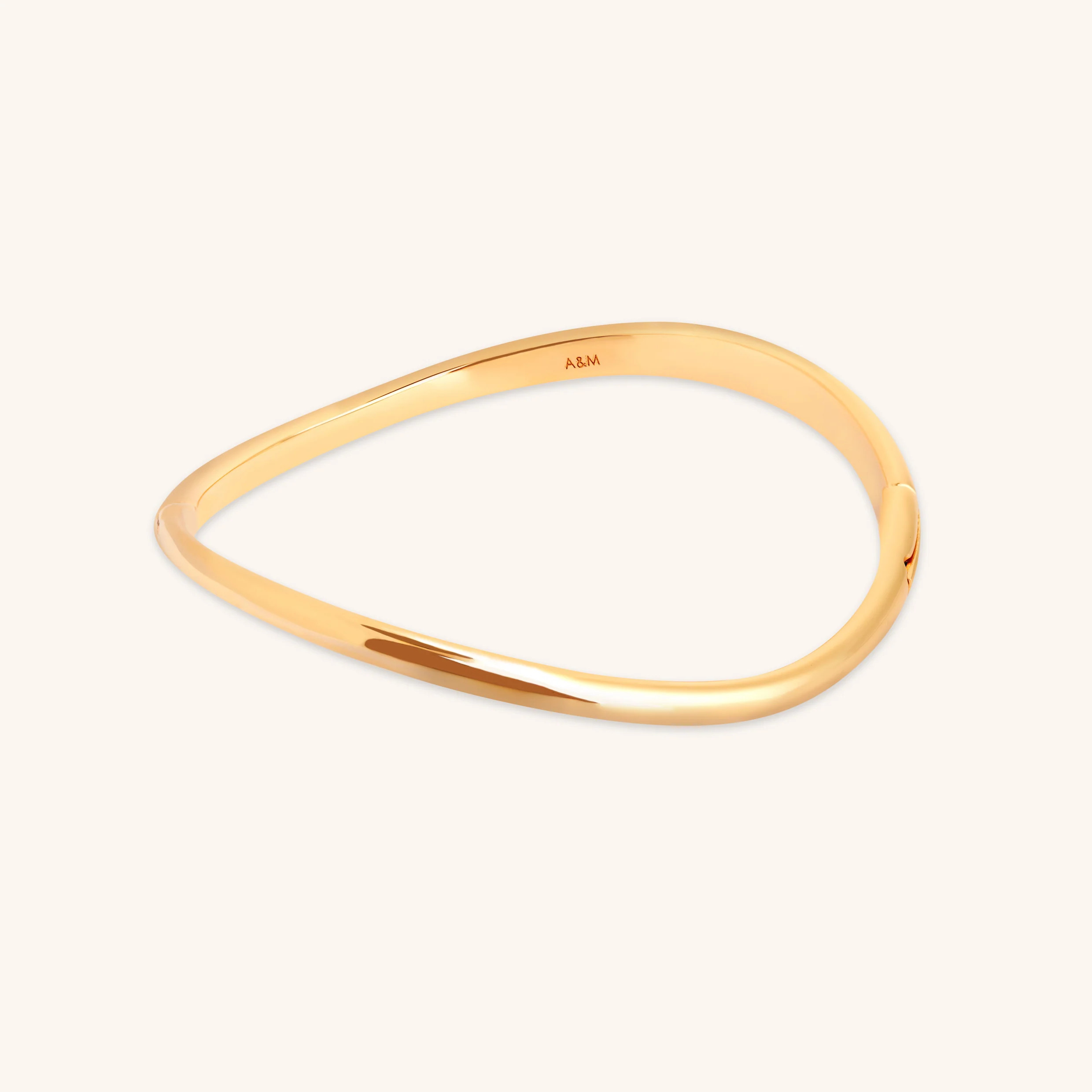 Wave Bangle in Gold | Astrid & Miyu UK