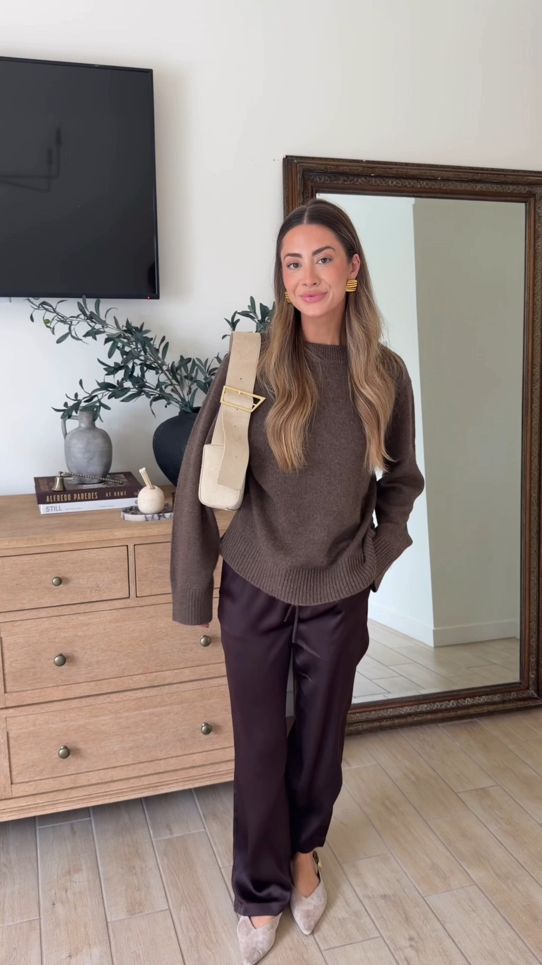 New fall pieces from @Quince 🤎🍂💫 small in sweater & pants! 

#QuincePartner @shop.ltk #liketkit

#LTKootd #LTKgrwm #LTKmomlife