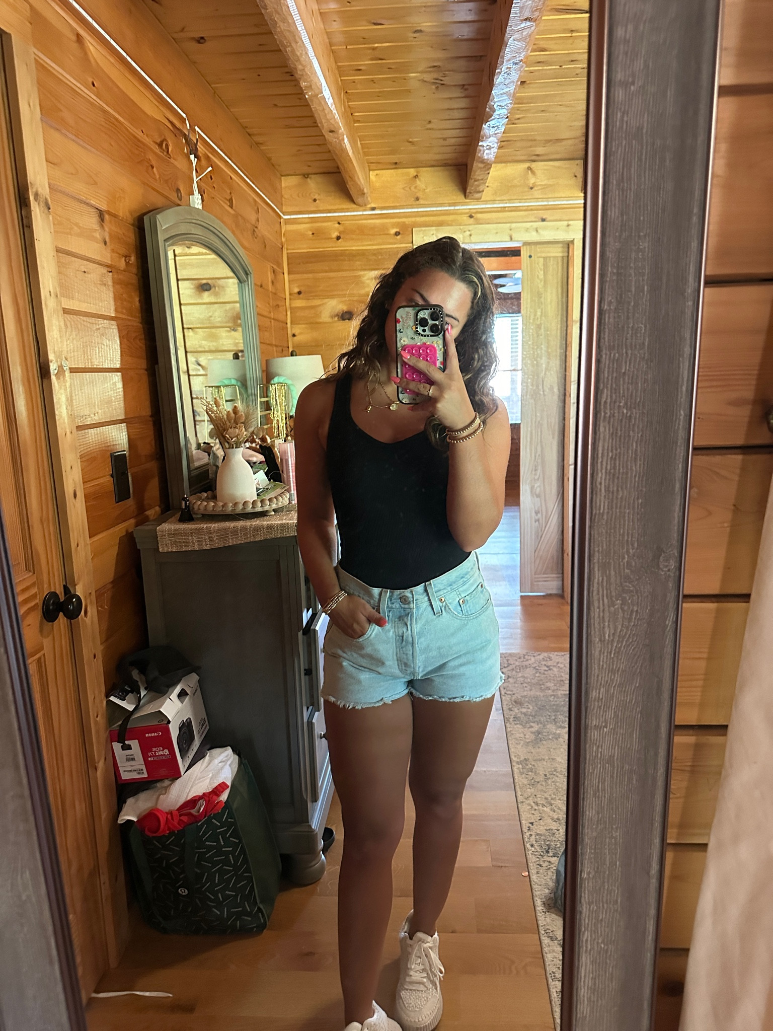 simple town ootd!!

#LTKFindsUnder50 #LTKBeauty #LTKStyleTip