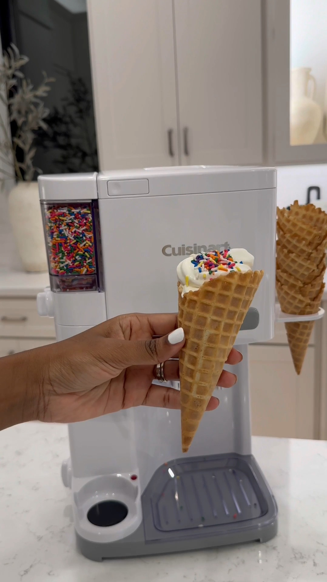 ☀️ Summer just got cooler—literally! Here are my top kitchen picks to beat the heat and keep the good vibes flowing all season long 🍧🍹

🧊 Igloo Ice Maker– Say goodbye to ice tray struggles! This sleek machine makes 9 cubes in just 7 minutes and up to 26 lbs a day. Perfect for summer parties, iced coffee, or poolside chillin’.

🍨 Ice Cream & Slushy Maker– Treat yourself to homemade frozen desserts in under 30 minutes! Bonus: It comes with a warming cup for drizzles of caramel or chocolate. Yes, please!

💪🏽 NutriBullet Blender Blend and go! This compact yet powerful blender is your smoothie BFF this summer—no mess, no fuss, just blend & sip!

🥤 Can-Shaped Tumbler Glasses Aesthetically pleasing and perfect for iced drinks. Think lemonades, cold brew, mocktails—so cute for hosting or just treating yourself!

Your summer kitchen upgrade starts here 🛍️👇🏼
#LTKSummerFinds #LTKKitchen #IcedCoffeeVibes #HomeEssentials #LTKBackyardVibes


#LTKHome