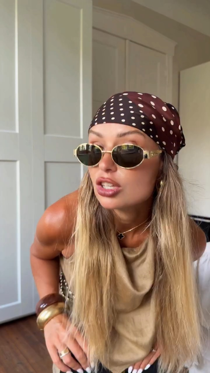 Wie trägt ihr Leinen am liebsten - eher klassisch oder modern gestylt ?🤌🏻 Kommentiere SHOP für die outfit links🔗

#leinenoutfit #stylingtipps #sommeroutfit #sommerstyle #eleganterstil