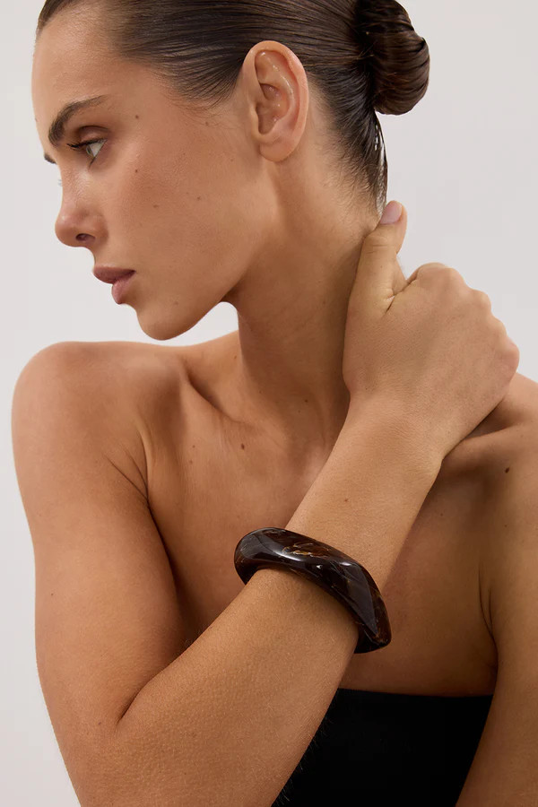 ANNA ROSSI NEED IT NOW BANGLE DARK CHOC | DISSH