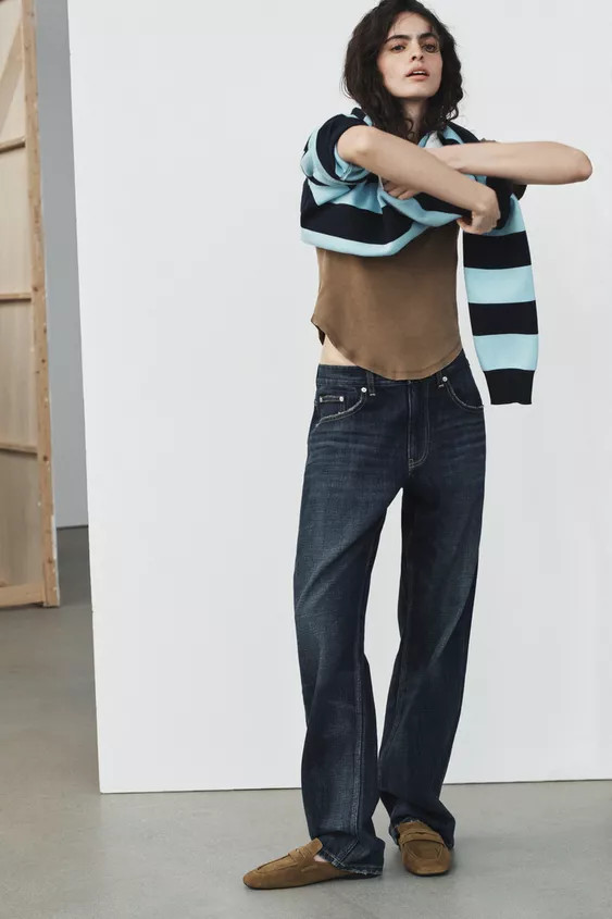 Split leather mule loafers. Raised vamp and front saddle with metallic detail. Square toe.Sole he... | Zara US