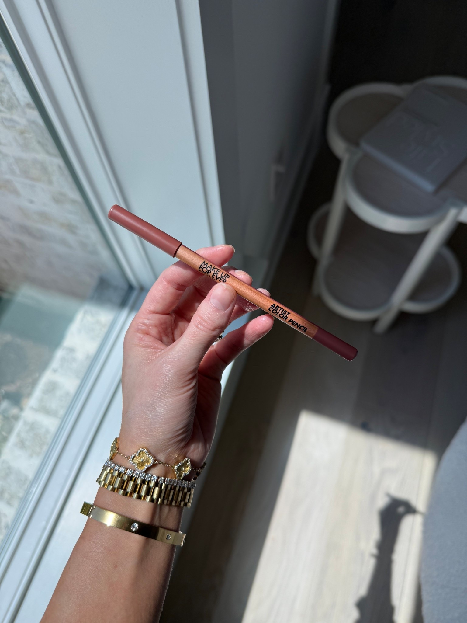 new plumping lip combo:
makeup forever whatever walnut
ysl plumping gloss 02
prada lipstick b108 beige


#LTKStyleTip #LTKFindsUnder50 #LTKBeauty