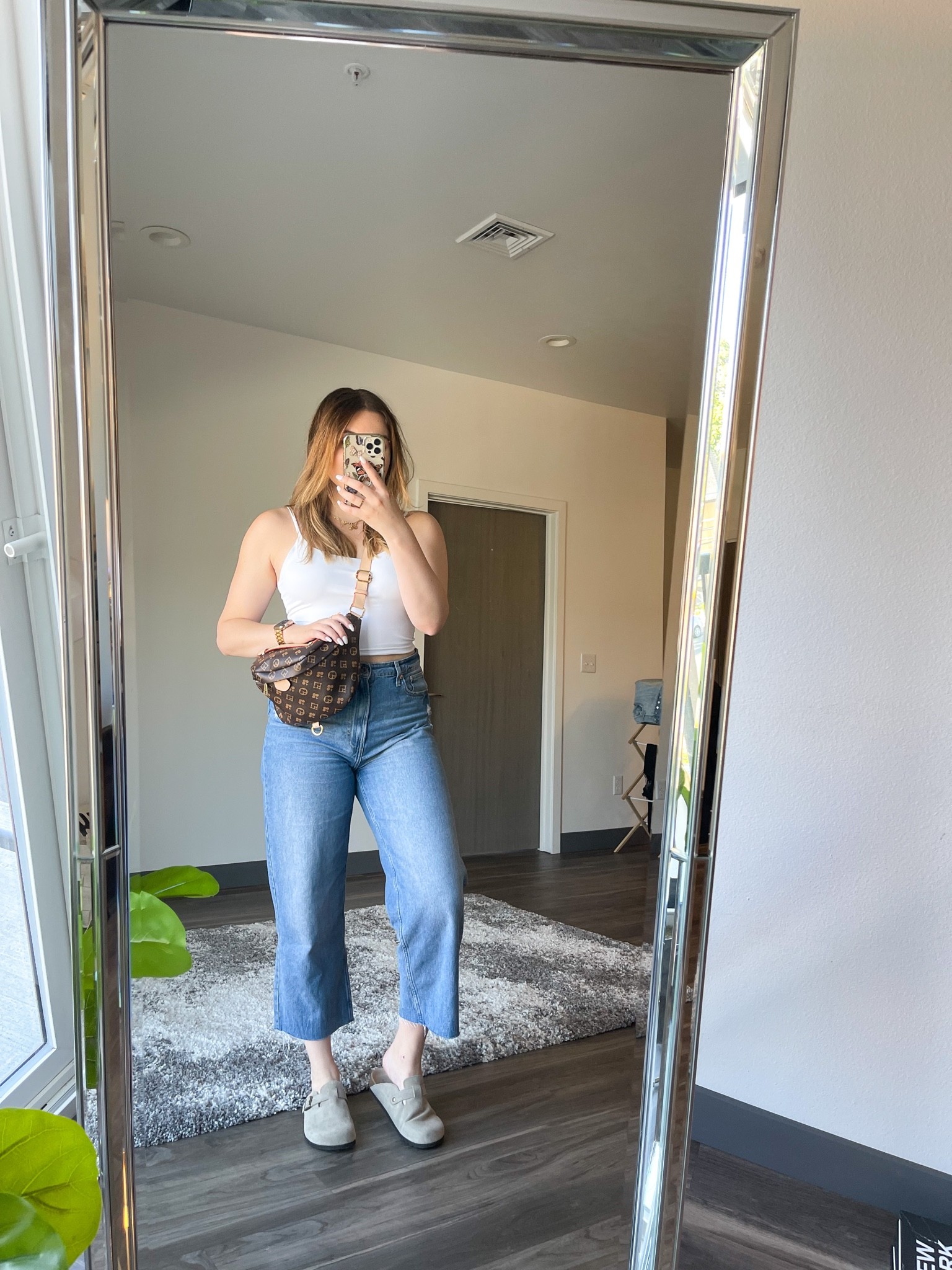 Casual and basic fall outfit idea! Featuring a tank and bag from Amazon

I’m wearing a M tank, size 31 jeans and size 9 clogs

#LTKunder100 #LTKstyletip #LTKSeasonal