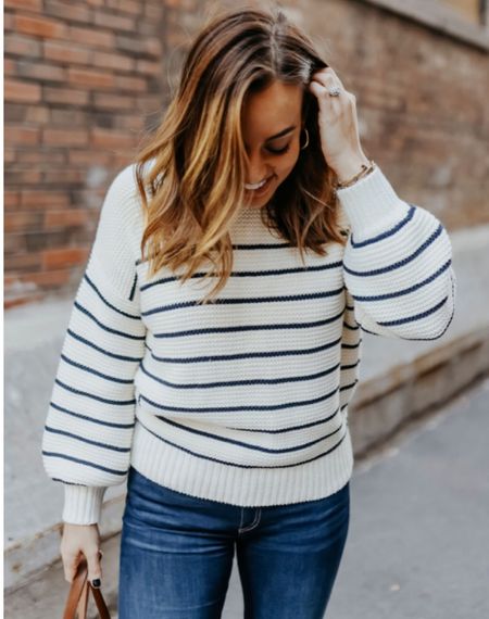 Alex Mill button back sweater- wearing a size small 

#LTKstyletip