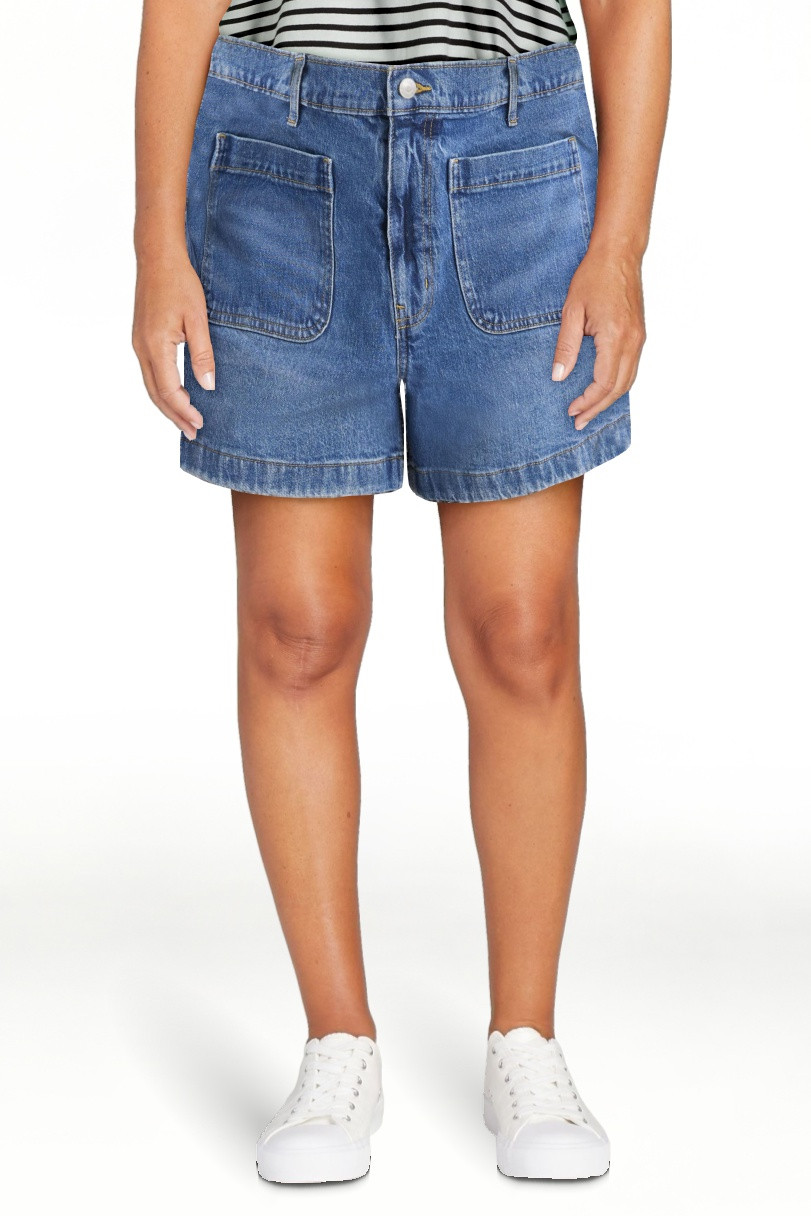 Free Assembly Women's and Women's Plus Patch Pocket Denim Shorts, 4" Inseam, Sizes 0-28W | Walmart (US)