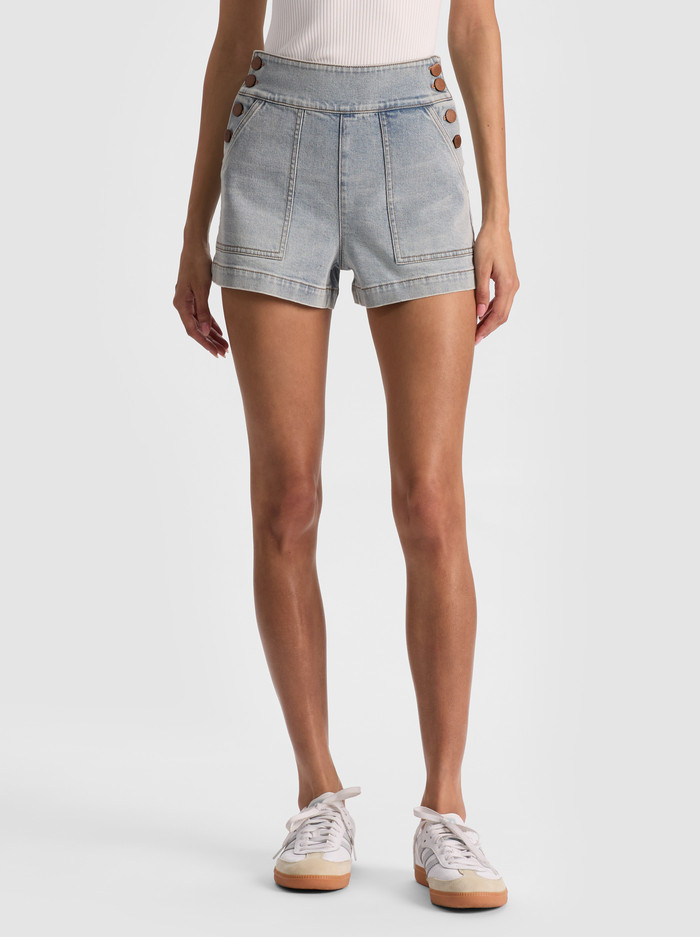 DONALD JEAN SHORT | Alice + Olivia