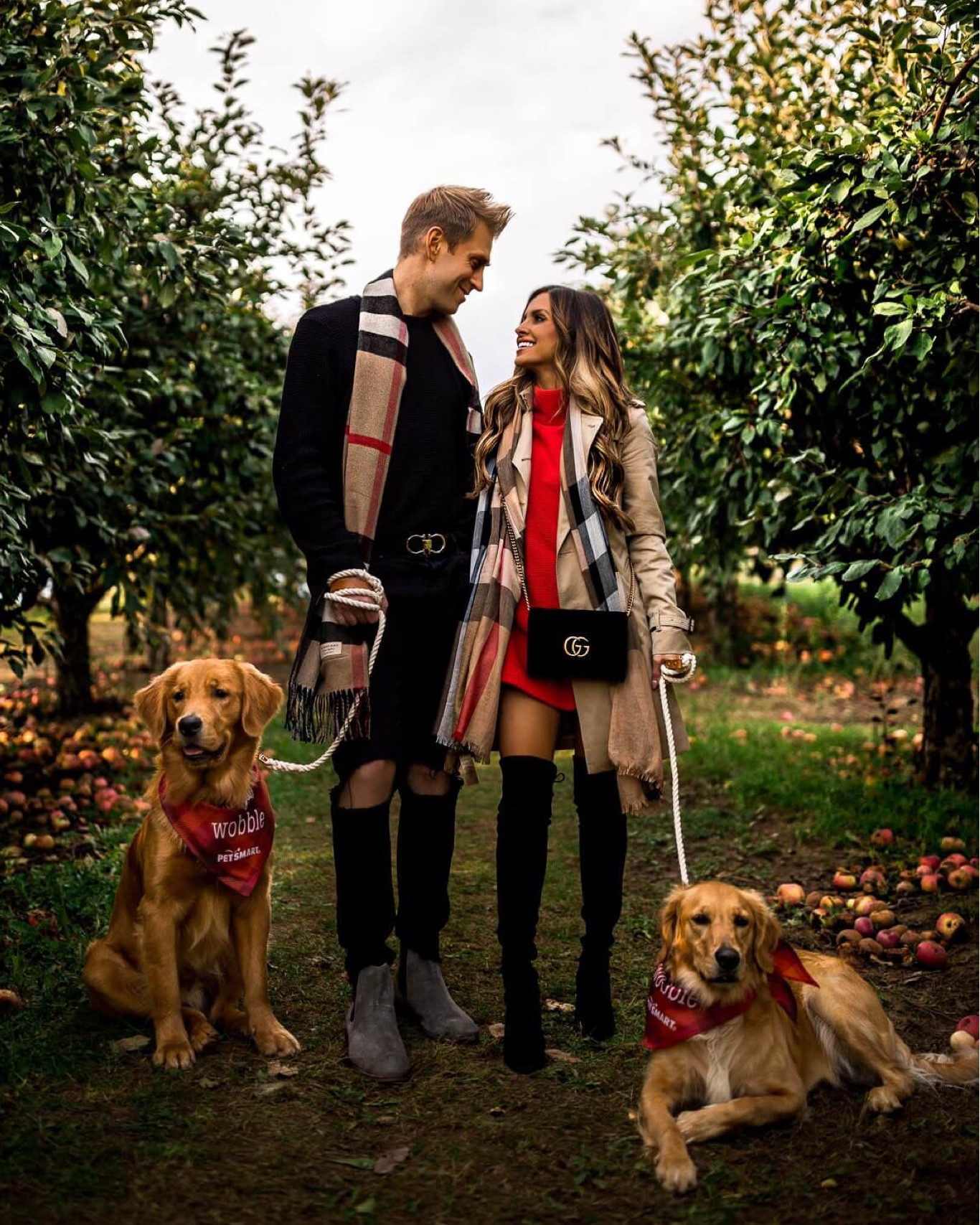 Holiday family photos / Christmas outfits / holiday outfit
Red tunic sweater 
Men’s fall outfit 
Burberry scarf on sale 



#LTKMens #LTKSaleAlert #LTKHoliday