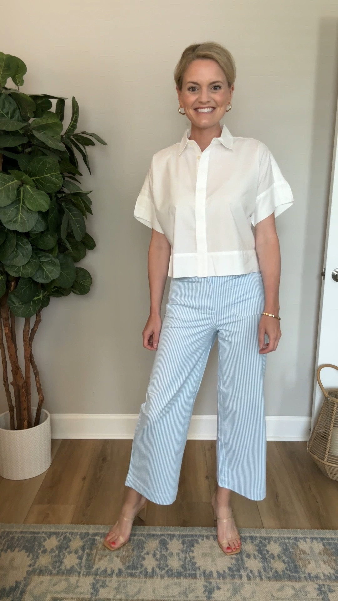 New from Loft!! The cutest pieces you can mix and match for casual outfits and workwear! 

White top - size XS
Denim top - size XS
Floral skirt - size 0 
Blue and white striped pants - size 0 
Shorts - size XS 

#LTKsalealert #LTKfindsunder100 #LTKworkwear