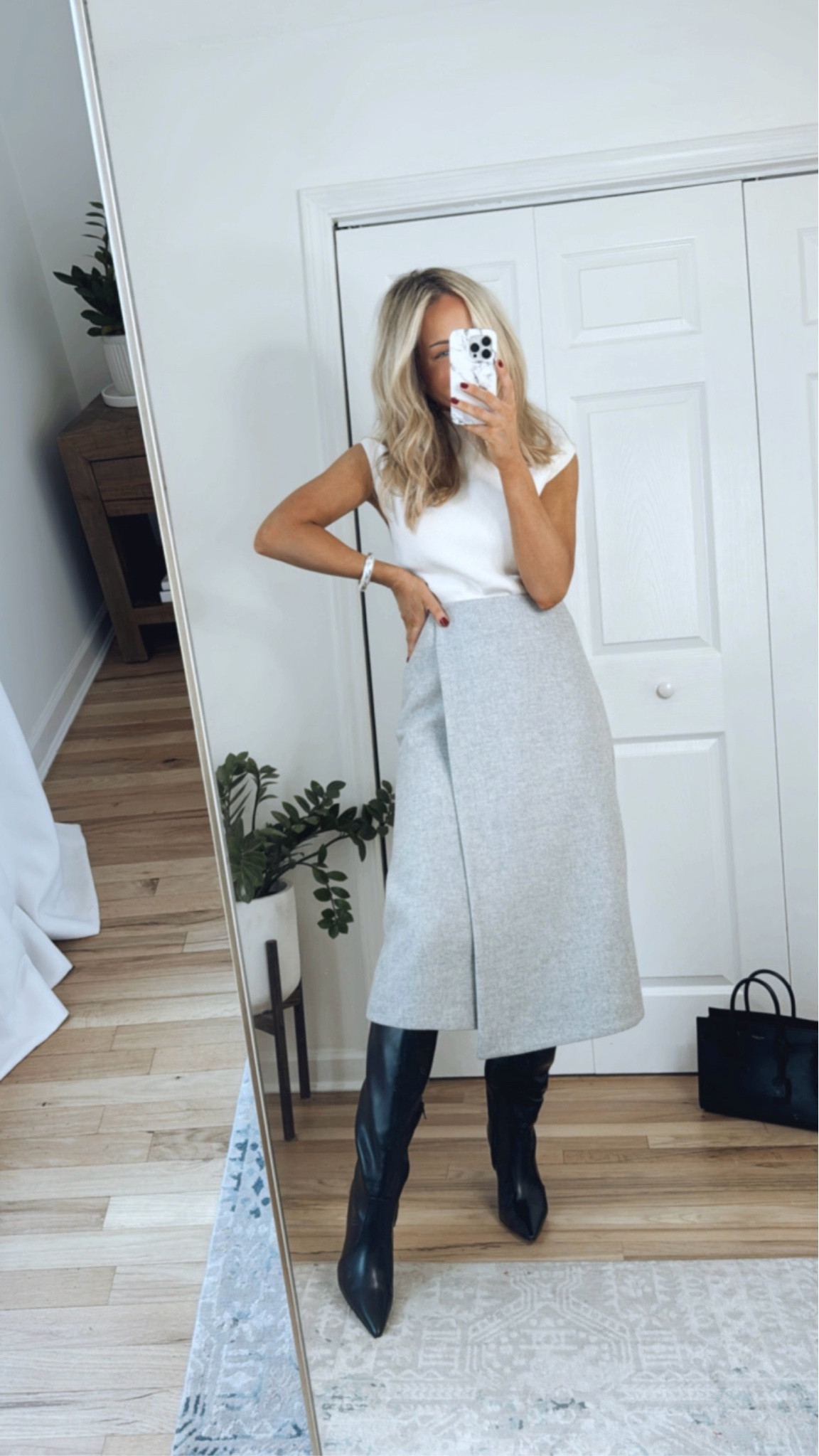 Work wear | Use code “Nikki20” to save an additional 20% off the skirt!

*Note- I paid for the skirt myself but I am partnering with Karen Millen during the month so they kindly gave me a discount code to share with my followers. I do not earn any additional commissions from the discount code.

#LTKworkwear