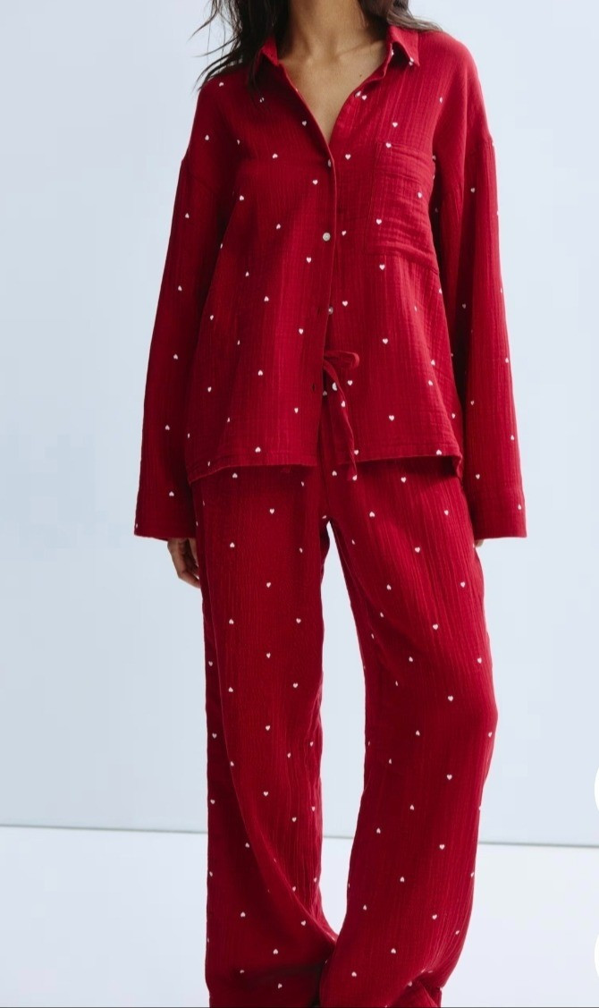 Pijama navideña de invierno para mujeres

#LTKSeasonal #LTKMidsize #LTKFindsUnder50