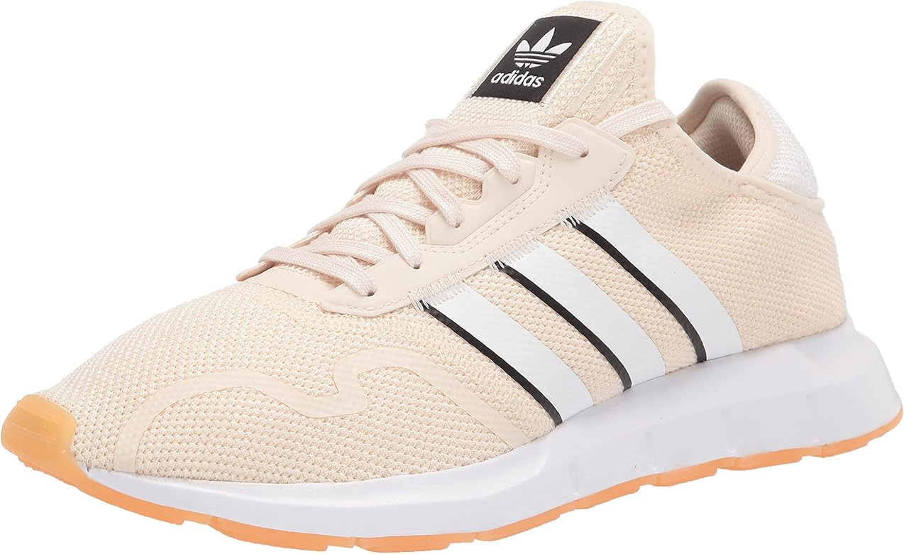 adidas Originals Women's Swift Run Sneaker | Amazon (US)