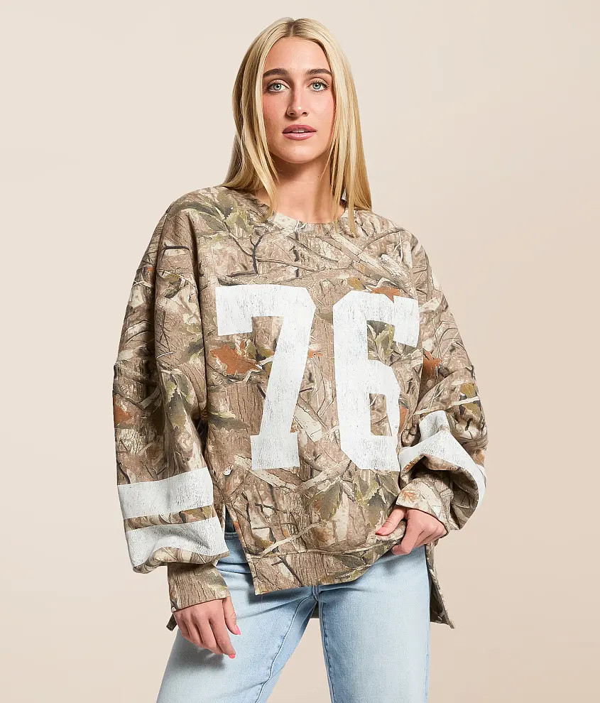 76 Camo Oversized Pullover | Buckle