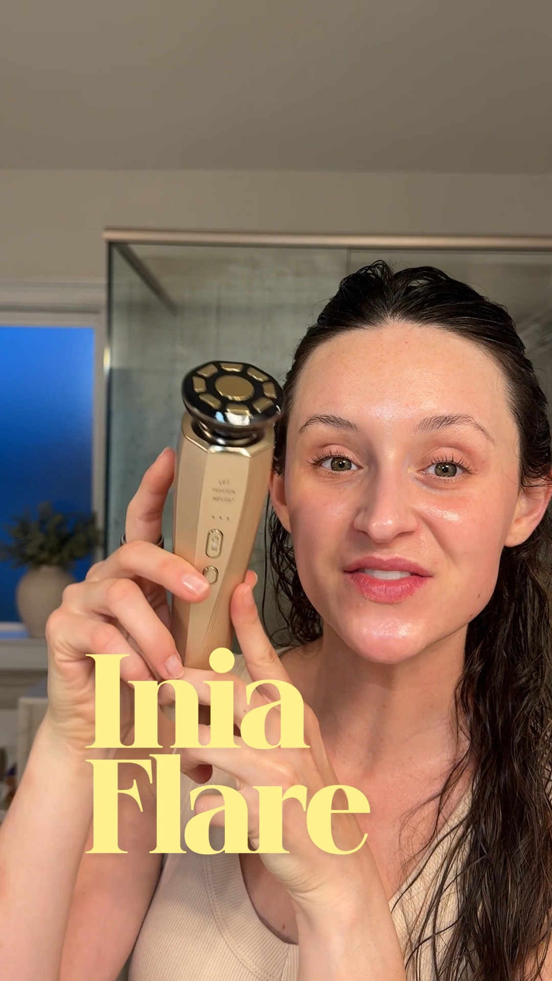 A quick morning face lift 
Contour, tighten, and help your products sink in deeper! 

The Inia Flare is so easy to use and glides so effortlessly across your skin! 

Using this before make up every day for a snatched look. 

3 settings - 3 intensity levels - 2 light colors (blue + red) 

We’re bringing the spa home to us with this unique tool! 

@theinia_official of course I will link for you guys!! 

.
.
#inia #iniaflare #facelift #contouring #skininfluencer

#LTKgrwm #LTKselfcare #LTKBeauty