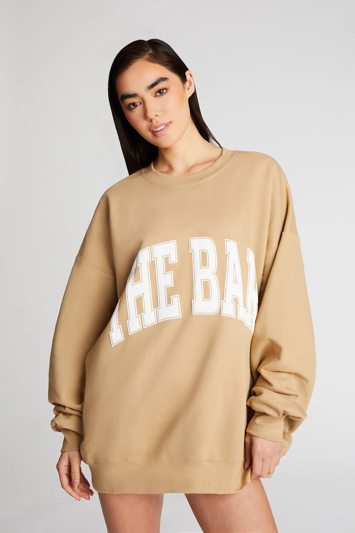 VARSITY SWEATSHIRT BEIGE | The Bar