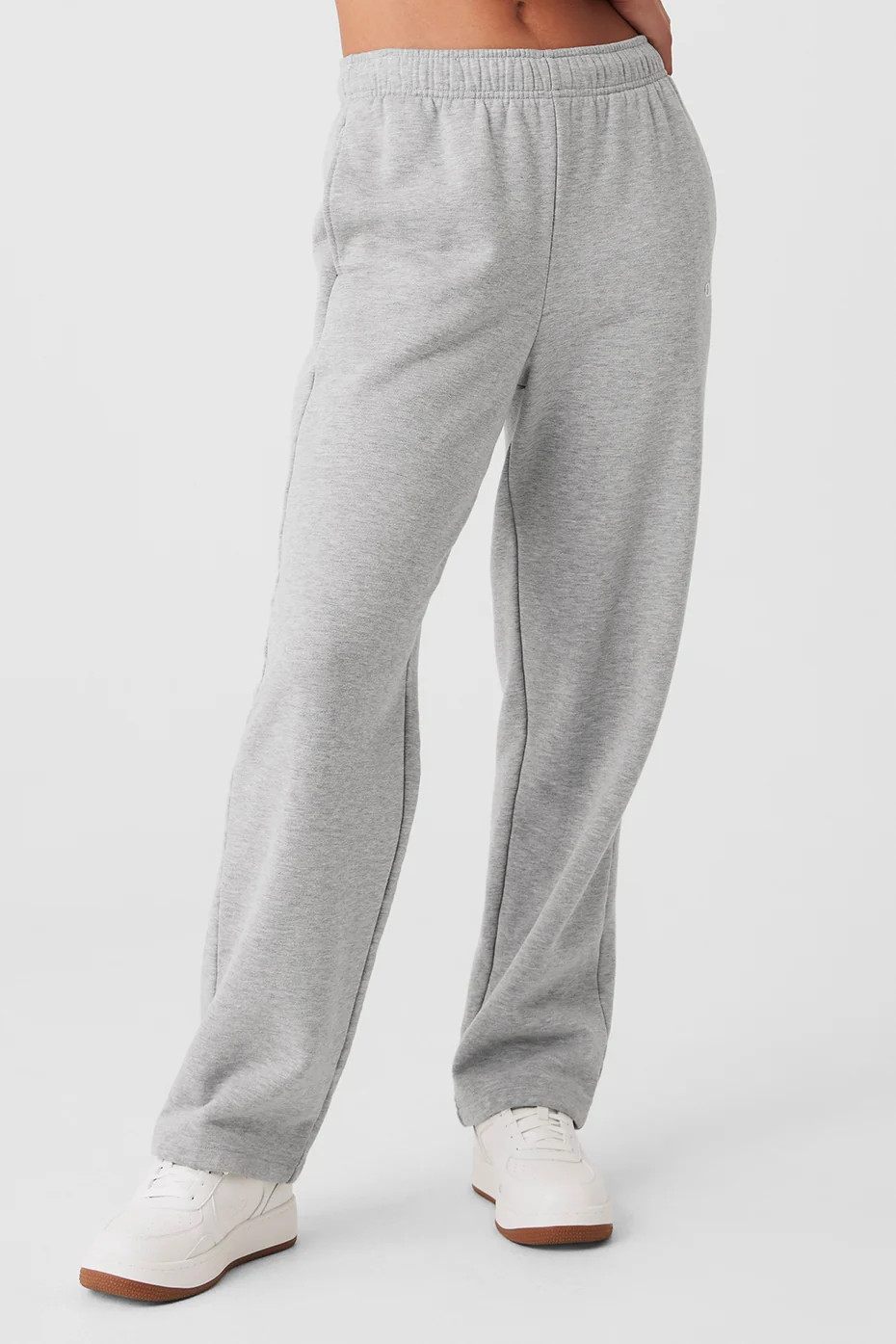 Alo YogaÂ® | Accolade Straight Leg Sweatpant in Athletic Heather Grey, Size: Medium | Alo Yoga
