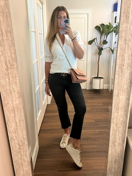 Elevated basics are the key to a solid wardrobe. This tee comes in 5 colors. It’s stock up worthy - perfect for work to weekend wear! 

Runs TTS. I’m wearing a size small. 

#LTKshoecrush #LTKstyletip #LTKworkwear