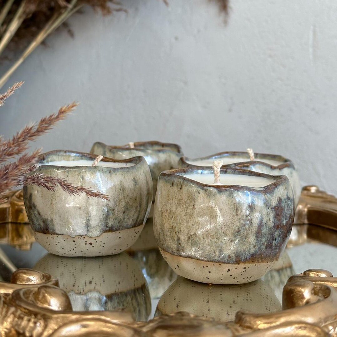 Vela de cerámica artesanal con cera de soja, Vela y plato multiusos, Tarro de vela reutilizable,... | Etsy (US)