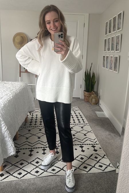 Comfy cozy outfit today
.
XS petite leather joggers
