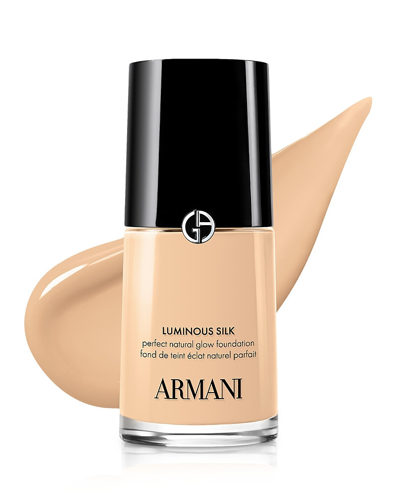 Armani Luminous Silk Natural Glow Blurring Foundation with 24 Hour Wear Foundation 1 oz. | Bloomingdale's (US)