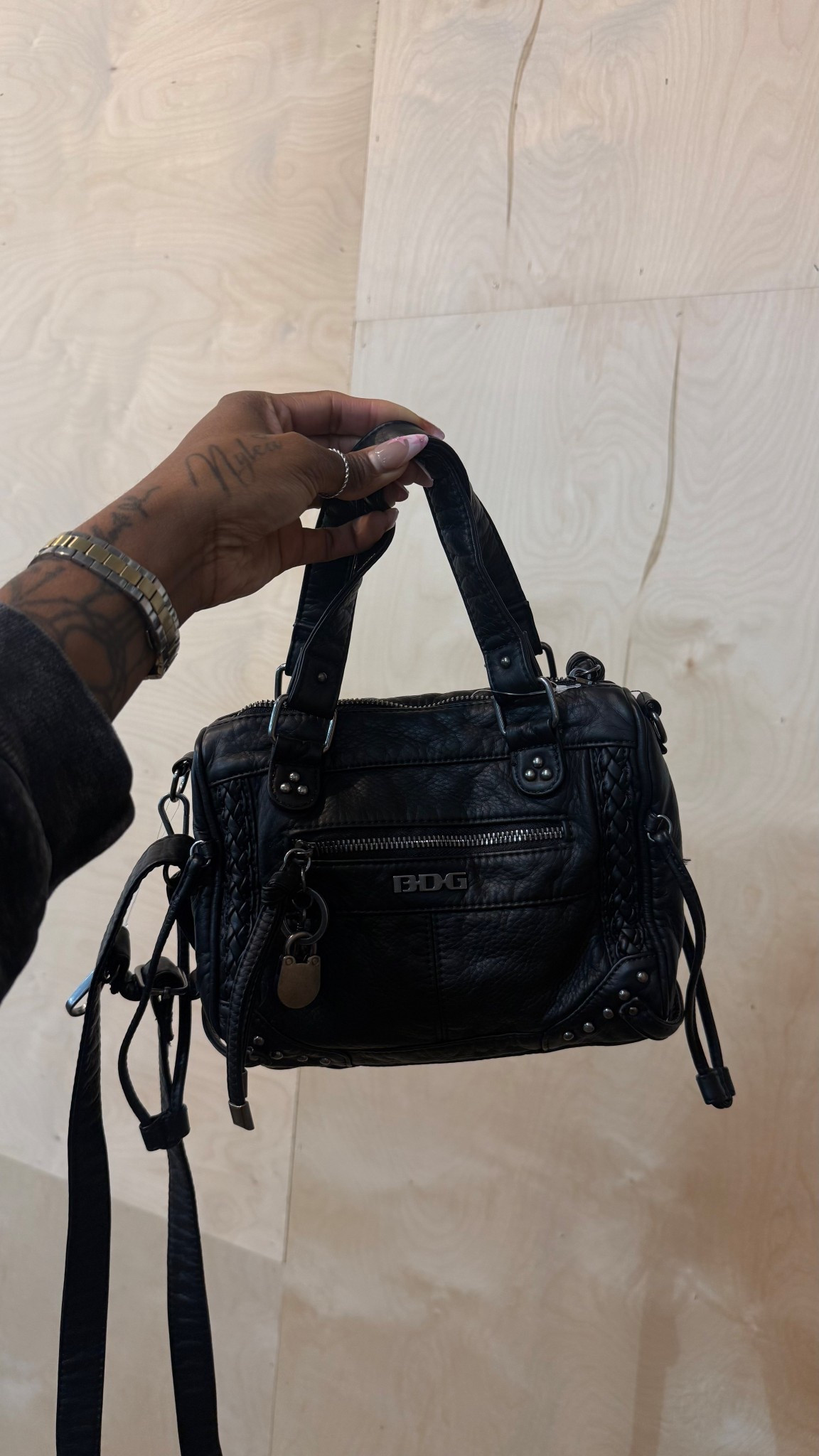 The cutest little everyday bag! With some bag charms? 😍