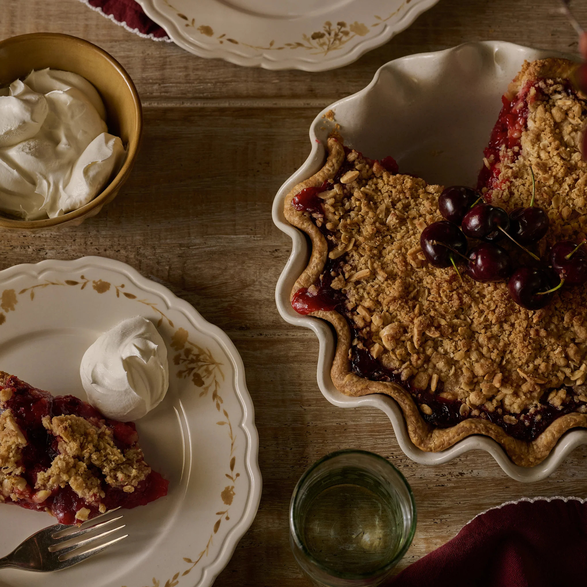 Cream Speckled Pie Dish | Magnolia