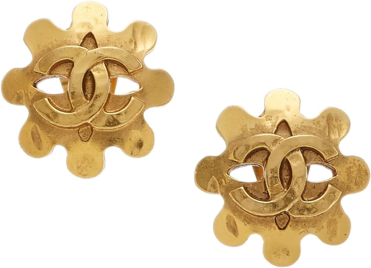 Amazon.com: Chanel, Pre-Loved Gold Squiggle Border 'CC' Earrings, Gold : Luxury Stores | Amazon (US)