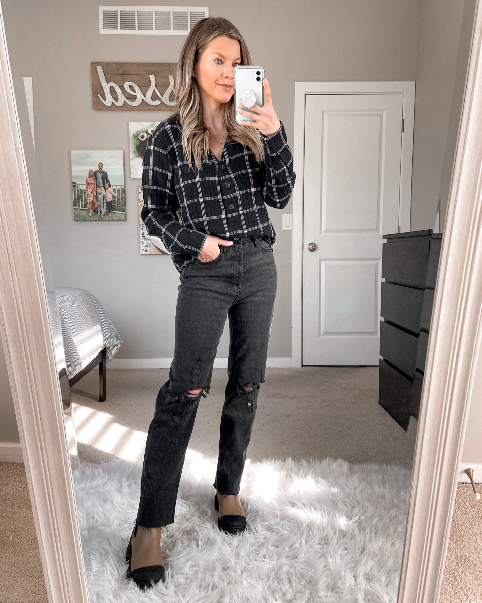 Madewell Black Windowpane Shirt | Target High-Waisted Black Straight Jeans | Target Lug Sole Boots

Use code ITSAWRAP for 40-50% off the Madewell site!

#LTKstyletip #LTKunder100 #LTKunder50