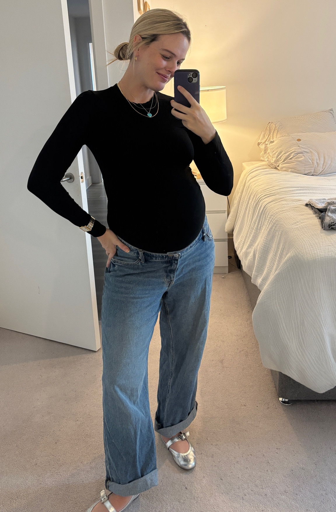 Easy peasy outfit. Wearing a medium in the pants and then linked similar tops and shoes! 

#LTKwinter #LTKuk #LTKmaternity