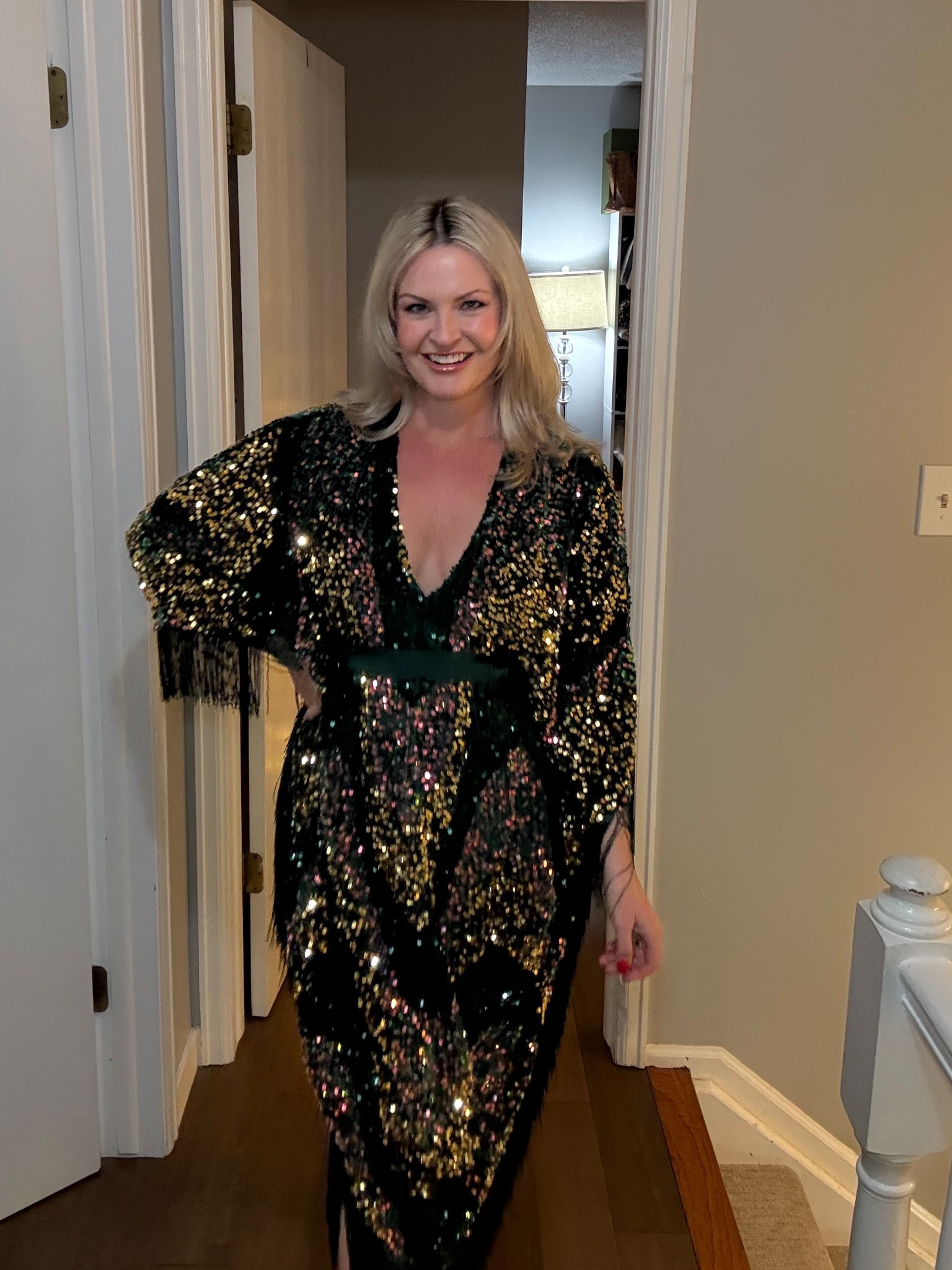 This sequin dress is STUNNING!!! The fringe, the sequins, the adjustable bow in the back! Perfect for a holiday party or NYE!

Sequin Dress. Fringe Dress. Holiday Outfit. NYE Outfit. Unique Vintage

#LTKHoliday #LTKSaleAlert #LTKSeasonal