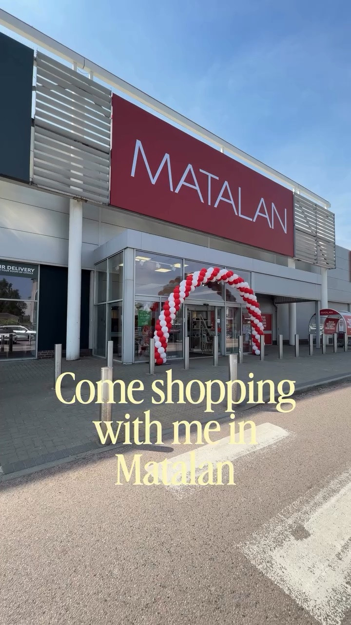 Not my usual Saturday 😂

Matalan Thurrock has had a FULL glow up and I was invited along to the relaunch — music, a DJ and honestly the most fun I’ve had on a shopping trip in a long time especially as my good friend @alexnicol1 was with me🛍️ 
The polka dot dress alone nearly finished me off. 🖤🤍

Tag someone who needs a Matalan trip this weekend! 👇
@shopmatalan @theagencylab 
Pr invite 

#LoveMatalan #matalan #matalanstyle #highstreetfashion