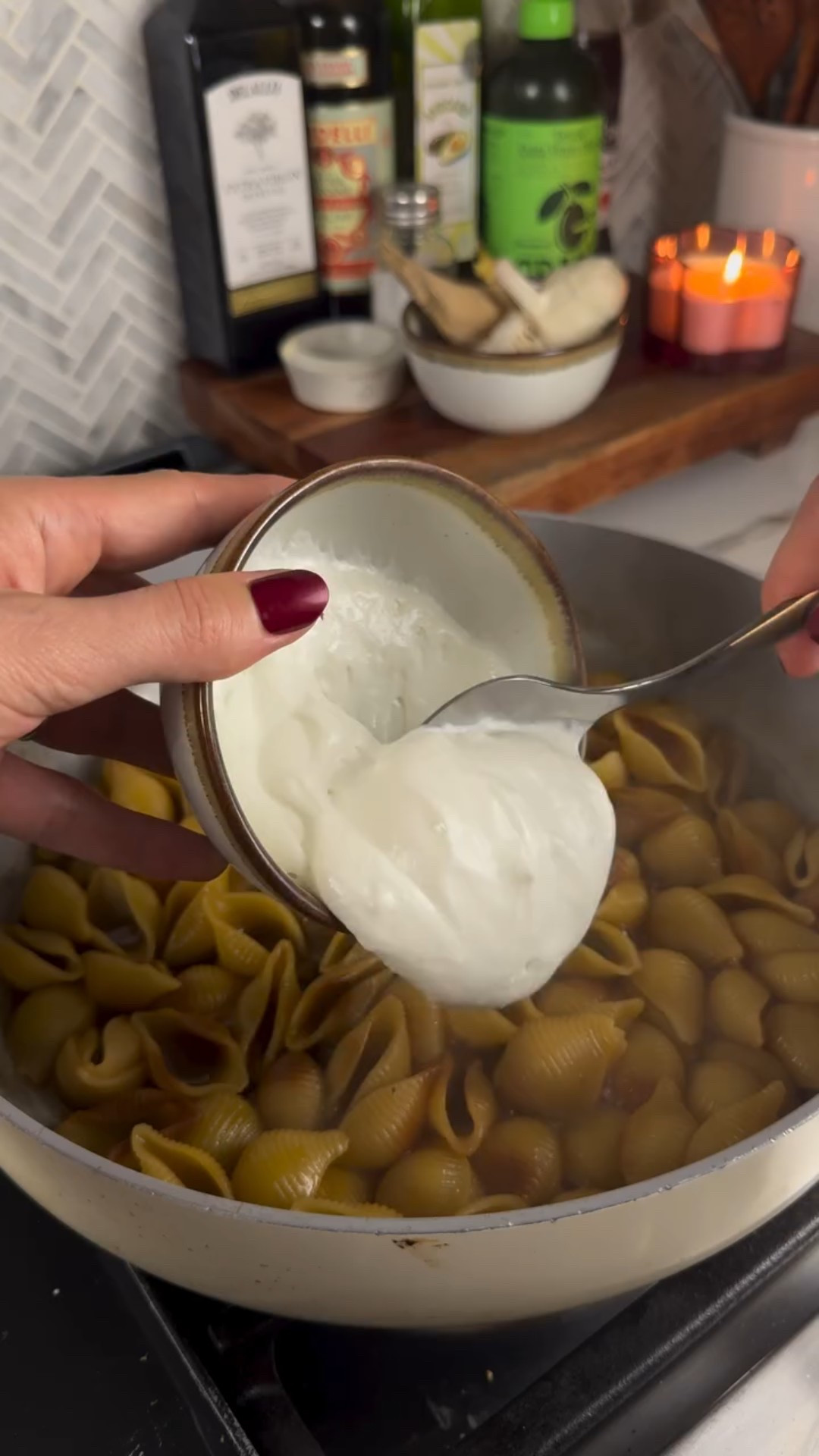 Follow @fridasofiaeats + comment “recipe” for a link to this recipe 

Made this on a whim the other night and it’s officially in the rotation. So creamy and high in protein, 42 per serving, made with the usual Mac and cheese suspects but also bone broth and cottage cheese 🧀 solid comfort food that will also keep you full!

Serves 3
1 tbsp butter
2 cups of dry pasta of choice, I used shells cause they’re superior ✨
3.5 cups of bone broth
1 cup of cottage cheese
1 cup of cheese, Mexican or cheddar blend 🧀
1/4 cup of heavy cream or milk 

1. Add butter to a hot pan over medium heat. Let melt, then add the pasta. Stir for 30 seconds - 1 minute to just gently toast the pasta.

2. Add hone broth to pan and stir. Cook for about 10 minutes until most of the liquid has been absorbed. While pasta is cooking, add the cottage cheese to a blender or food processor and mix until smooth. Add the blended cottage cheese to pasta, along with cheese and stir to combine. Add cream or milk and stir again, then serve 🍽️