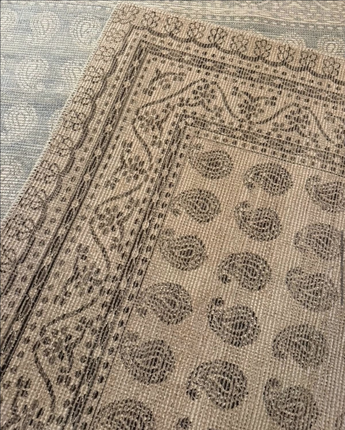 ✨ Wayfair 5 Days of Deals ends TONIGHT! ✨

Here’s what I recently ordered that’s included in the sale — plus even more higher-end furniture & decor I’m eyeing right now, all marked down up to 70% OFF 🙌

If you’ve been waiting to upgrade your space, this is the time. So many statement pieces, sofas, beds, storage, and accent furniture are deeply discounted, and prices will jump once the sale ends tonight.

I linked everything I own + my top picks I’m considering before checkout 👀🤍
Tap to shop before it’s over!


#LTKHome #LTKHoliday #LTKSaleAlert