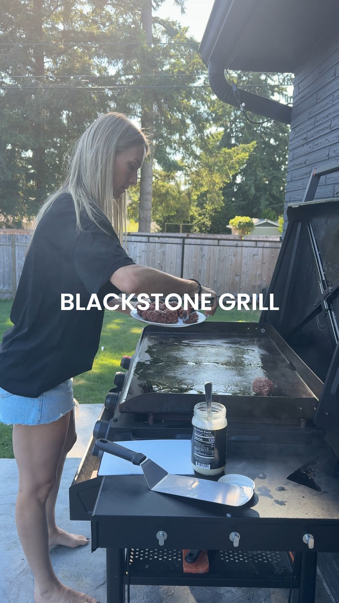 The Best Blackstone Grill ever! This is a family favorite and we grill on it almost every day! 🙌🏻

The 4 burner is best for families.