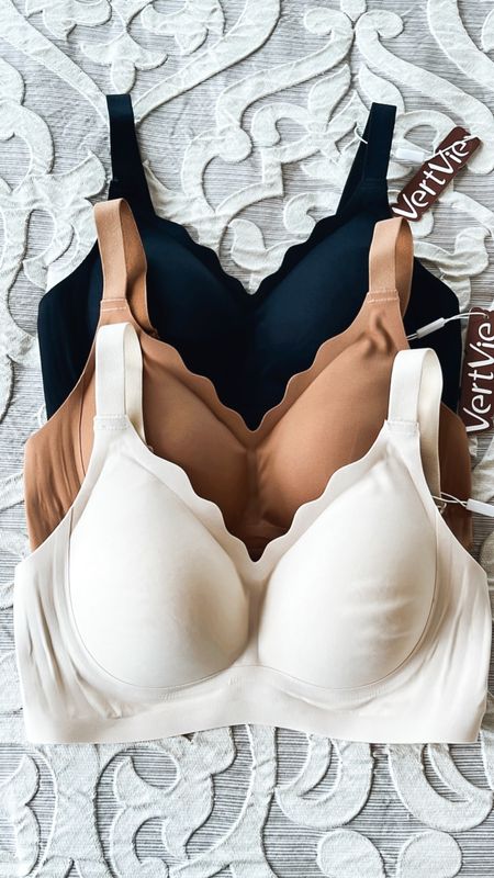 The best Every day bra from Amazon now comes in a cute scalloped style 🤗 The scalloped edge design provides a smooth transition making lines less seen through clothes 👌 They’re stretchy, seamless, butter soft and comfortable enough to wear all day long🙌 I’m a 36B wearing size small 

#LTKFindsUnder50 #LTKStyleTip #LTKSaleAlert