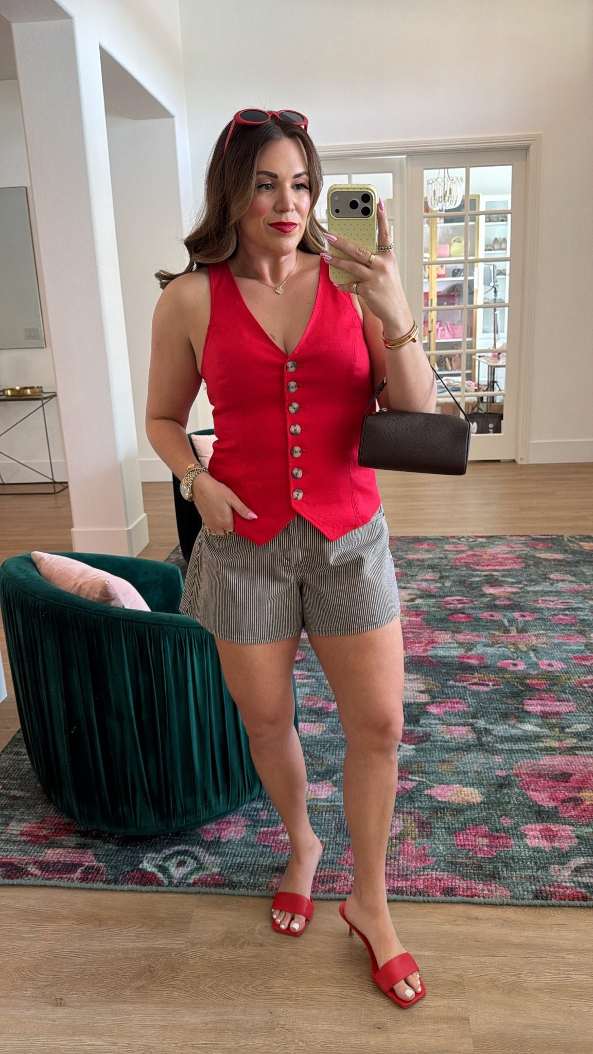 curvy midsize summer outfit! wearing size medium in red linen vest and size 30 in brown striped denim shorts! ❤️

#LTKSeasonal #LTKMidsize