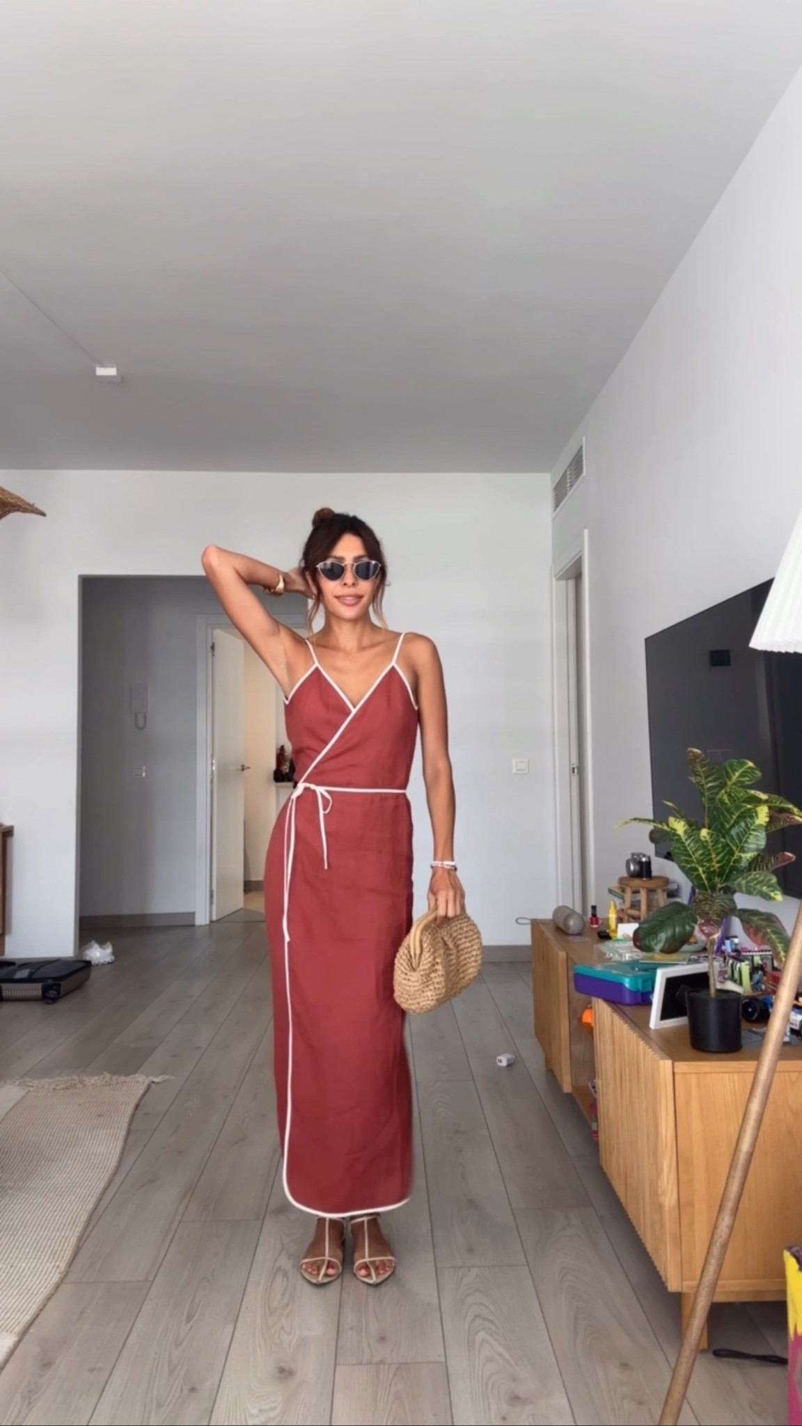 summer linen dress with sandals and bag 

#LTKSummerEdit #LTKStyleTip #LTKPetite